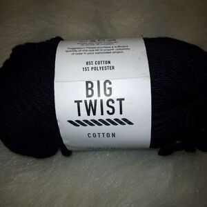 YARN Big Twist Cotton, 2.65 ounces in black